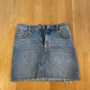 Topshop Jean skirt-size US 4, like new